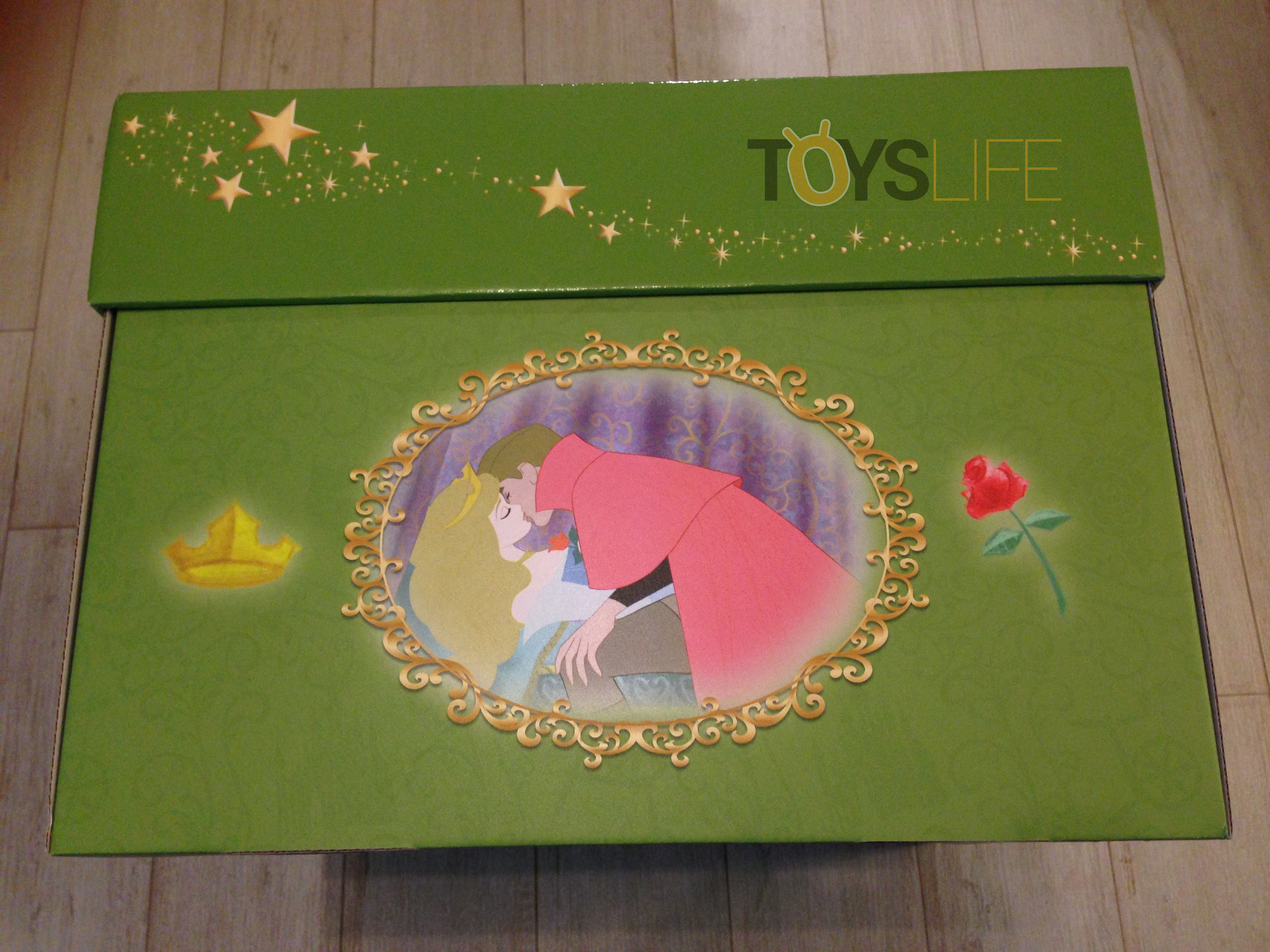 moment-in-time-sleeping-beauty-toyslife-review-12