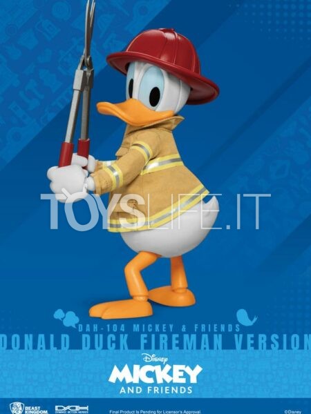 Beast Kingdom Disney Mickey & Friends Donald Duck Fireman Version 1:9 DAH Figure