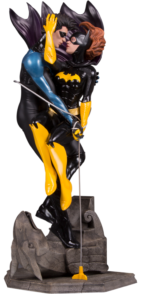 dc-designer-series-nightwing-and-batgirl-statue-toyslife