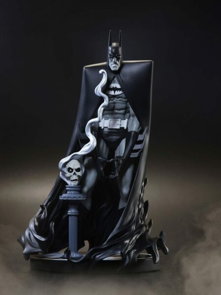 DC Direct Batman Black & White 1:10 Statue by Bill Sienkiewicz