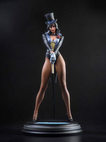 DC Direct Cover Girls Zatanna Statue by J.S. Campbell