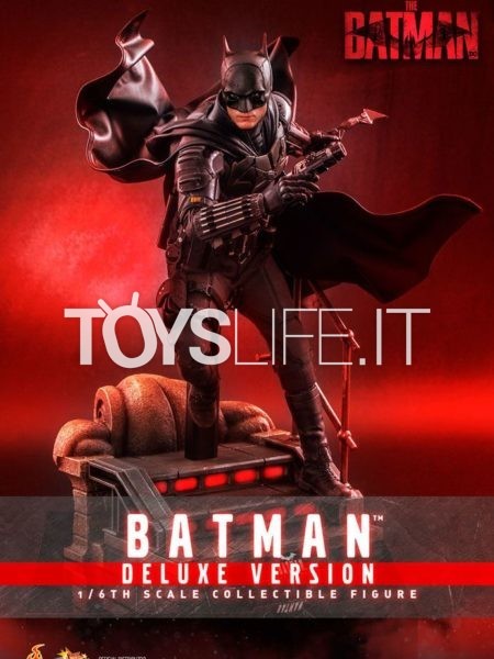 Hot Toys DC The Batman Batman 1:6 Deluxe Figure