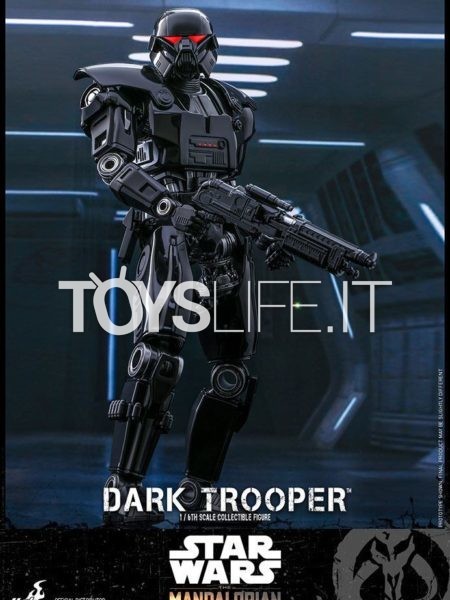 Hot Toys Star Wars The Mandalorian Dark Trooper 1:6 Figure