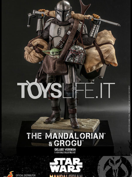 Hot Toys Star Wars The Mandalorian The Mandalorian and Grogu 1:6 Figure Deluxe Set
