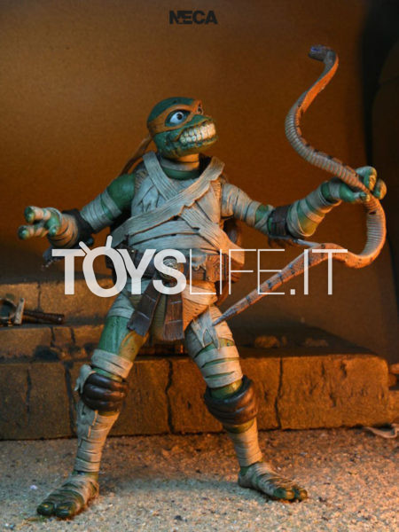 Neca Universal Monsters x TMNT Michelangelo As The Mummy Ultimate Figure