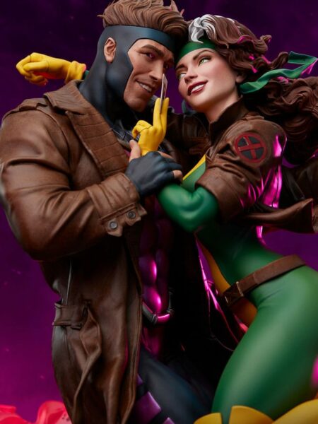Sideshow Marvel Comics X-Men Gambit & Rogue Statue